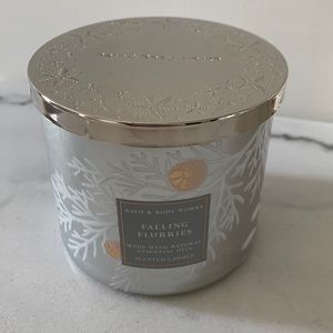 Falling Flurries Bath and Body Works Candle